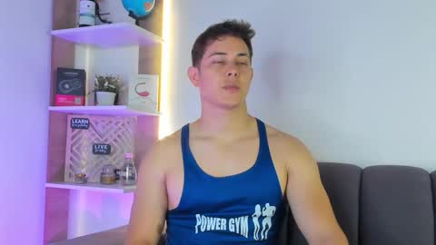 Snapshot of dante_seductor chatting on 02/17/26, 08:04 Dante online show from 02/17/26, 08:04