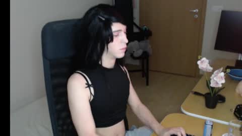 Snapshot of dante_twink__ chatting on 02/02/26, 06:17 Dante online show from 02/02/26, 06:17