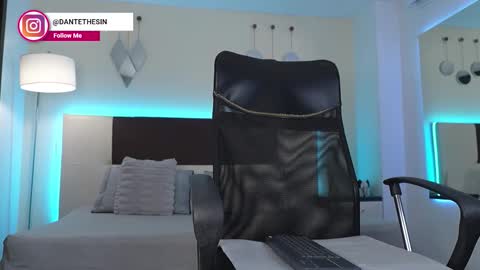 Snapshot of danteestone chatting on 11/28/25, 08:55 Dante online show from 11/28/25, 08:55