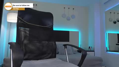 Snapshot of danteestone chatting on 12/03/25, 08:40 Dante online show from 12/03/25, 08:40