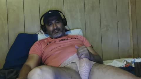 dantehot82 online show from 09/17/25, 11:39