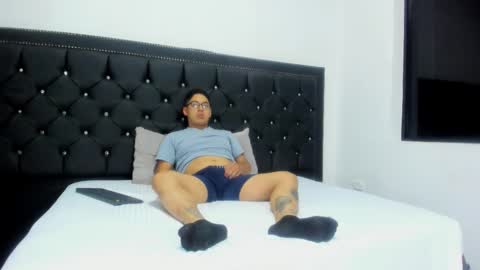 Snapshot of dantevoss chatting on 11/09/25, 03:38 Juan Pablo online show from 11/09/25, 03:38