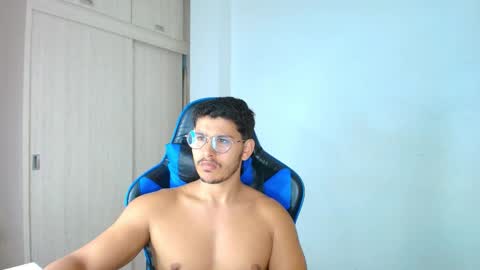 Snapshot of dantraxx chatting on 09/20/25, 06:53 Dantraxx online show from 09/20/25, 06:53