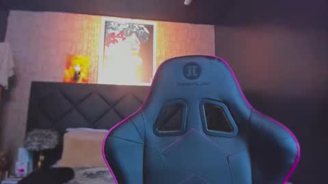 Dany online show from 11/21/25, 12:54