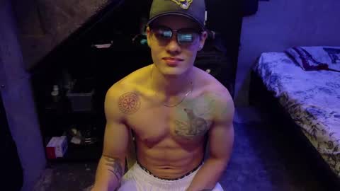 dany_kyng online show from 04/15/26, 07:58