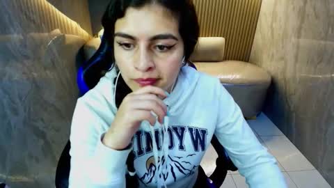 Dany online show from 11/14/25, 01:32