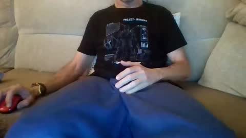 Snapshot of danydotado chatting on 01/29/25, 10:32 danydotado online show from 01/29/25, 10:32