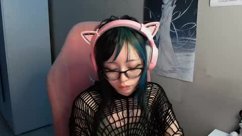 danyelleeyermann online show from 04/16/26, 01:01