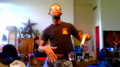 Snapshot of danzuko chatting on 02/13/26, 06:15 Danzuko online show from 02/13/26, 06:15