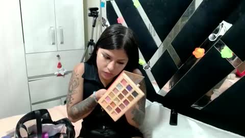 daphne877046 online show from 04/23/26, 01:51