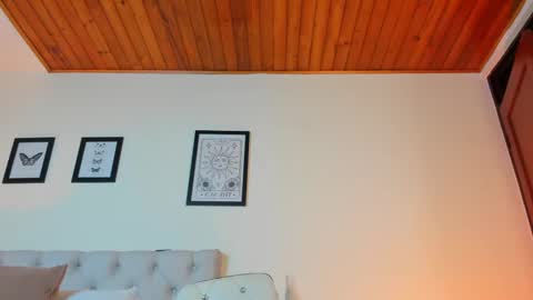 Antonella Mora online show from 09/17/25, 05:25