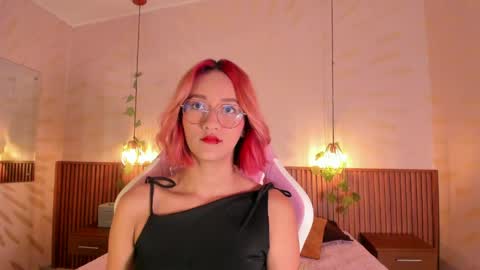 Daphne online show from 04/22/26, 03:09