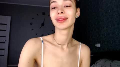 Daphne Darkthorn online show from 12/20/25, 05:58