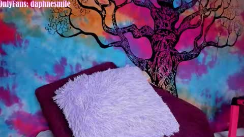 Daphne online show from 02/17/26, 11:07