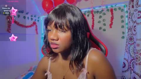 Snapshot of daphnewalker__ chatting on 02/15/25, 02:55 Daphne online show from 02/15/25, 02:55