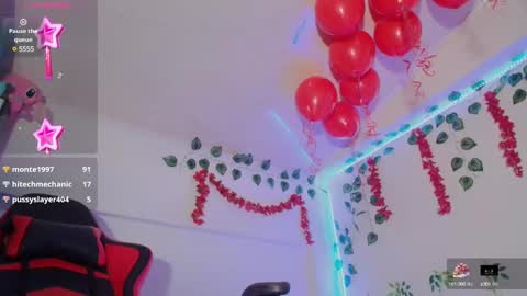 Snapshot of daphnewalker__ chatting on 02/17/25, 04:59 Daphne online show from 02/17/25, 04:59