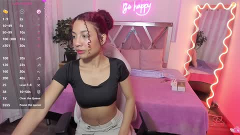 Snapshot of daphnne_tay chatting on 01/04/25, 03:29 dhapnne online show from 01/04/25, 03:29