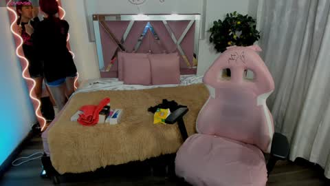 Snapshot of daphnne_tay chatting on 02/05/25, 03:13 dhapnne online show from 02/05/25, 03:13