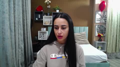 Snapshot of darcyejane chatting on 02/12/26, 05:30 DarcyeJane online show from 02/12/26, 05:30