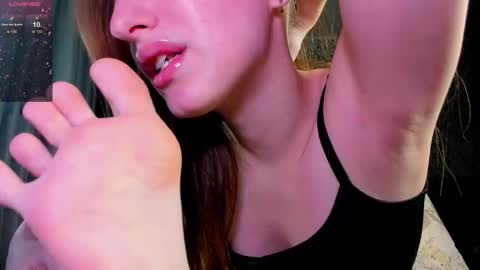 Darcy Siren online show from 12/15/25, 09:24