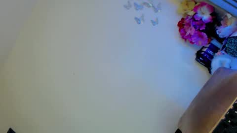 Snapshot of daretolovemexx chatting on 02/25/25, 05:41 Angel Condensada online show from 02/25/25, 05:41