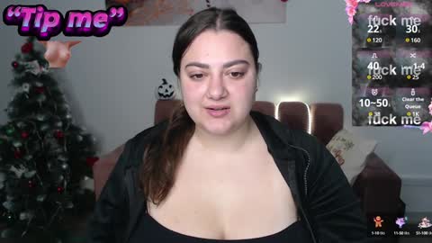 Snapshot of dariamur chatting on 12/17/24, 06:35 DariaMur online show from 12/17/24, 06:35