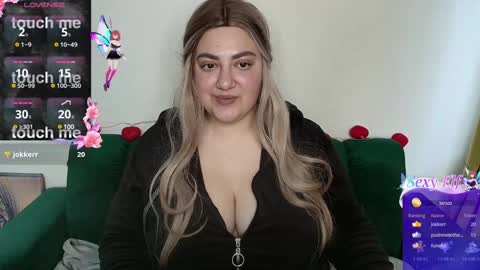 Snapshot of dariamur chatting on 02/06/25, 10:04 DariaMur online show from 02/06/25, 10:04