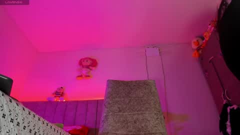 dariana_hot online show from 04/22/26, 03:35