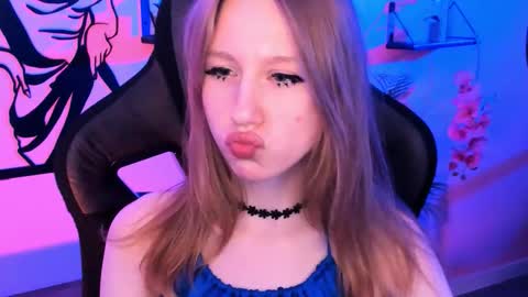 Daria Tate online show from 10/22/25, 11:43