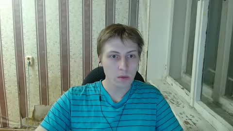 Snapshot of darienlarge chatting on 01/17/25, 03:32 darienlarge online show from 01/17/25, 03:32