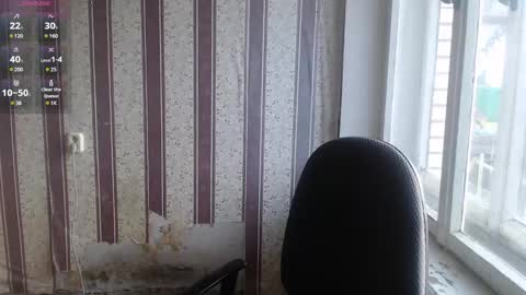 Snapshot of darienlarge chatting on 02/18/25, 11:55 darienlarge online show from 02/18/25, 11:55