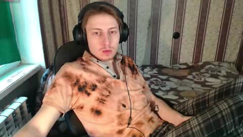 darienlarge online show from 11/29/25, 08:39