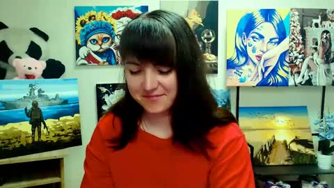 Snapshot of darina_m_ chatting on 05/13/26, 05:16 Darina online show from 05/13/26, 05:16