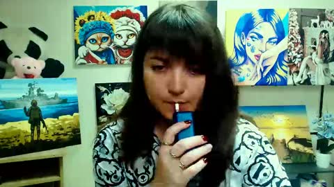 Snapshot of darina_m_ chatting on 05/14/26, 05:14 Darina online show from 05/14/26, 05:14