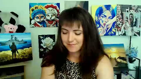 Snapshot of darina_m_ chatting on 07/07/26, 06:47 Darina online show from 07/07/26, 06:47