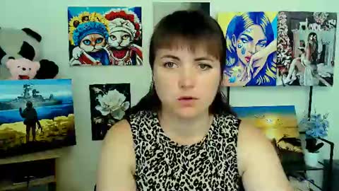 Snapshot of darina_m_ chatting on 07/12/26, 08:27 Darina online show from 07/12/26, 08:27
