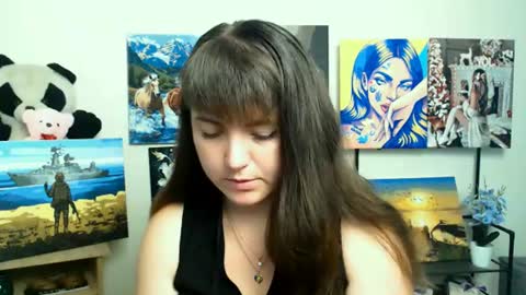 Snapshot of darina_m_ chatting on 07/31/26, 04:56 Darina online show from 07/31/26, 04:56