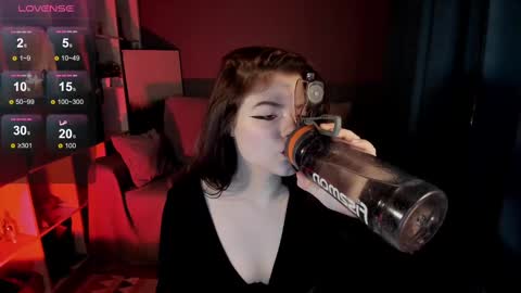 Snapshot of darina_wilson chatting on 01/06/25, 08:39 Dari the it woman online show from 01/06/25, 08:39