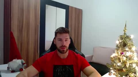 darius_94 online show from 12/23/25, 06:55