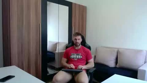 darius_94 online show from 03/08/26, 10:30