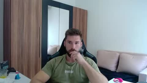 darius_94 online show from 07/20/26, 10:39