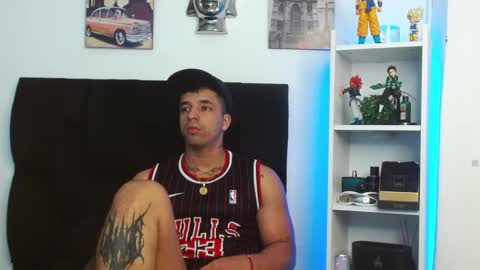 Darius Phoenix  online show from 12/24/24, 01:50