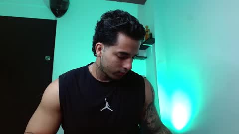 Darius Phoenix  online show from 01/06/26, 08:01