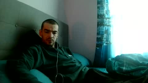 Snapshot of dark377 chatting on 03/22/26, 01:36 dark377 online show from 03/22/26, 01:36