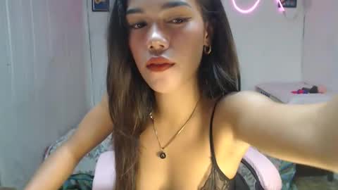 dark_angel143 online show from 10/06/25, 03:09