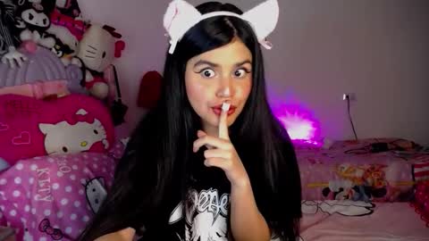 Moony online show from 12/04/25, 01:48