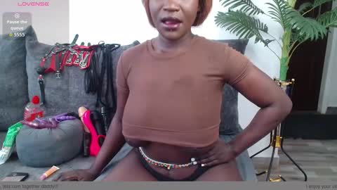 Coco online show from 02/03/26, 06:22