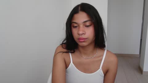 Sofia online show from 01/04/25, 05:05