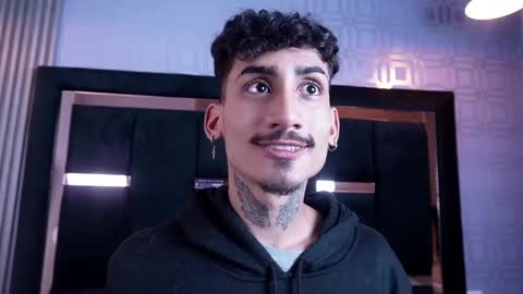 Sr. Eros online show from 04/18/26, 04:16