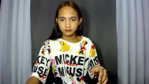 Snapshot of dark_hurohuro19 chatting on 11/12/25, 02:56 LIANNA online show from 11/12/25, 02:56